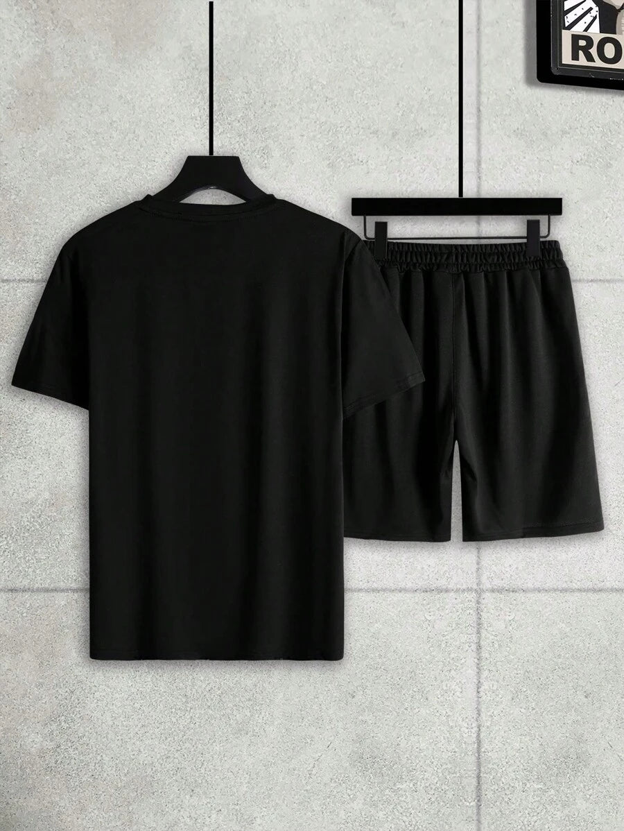 Manfinity Homme t-shirt and shorts set