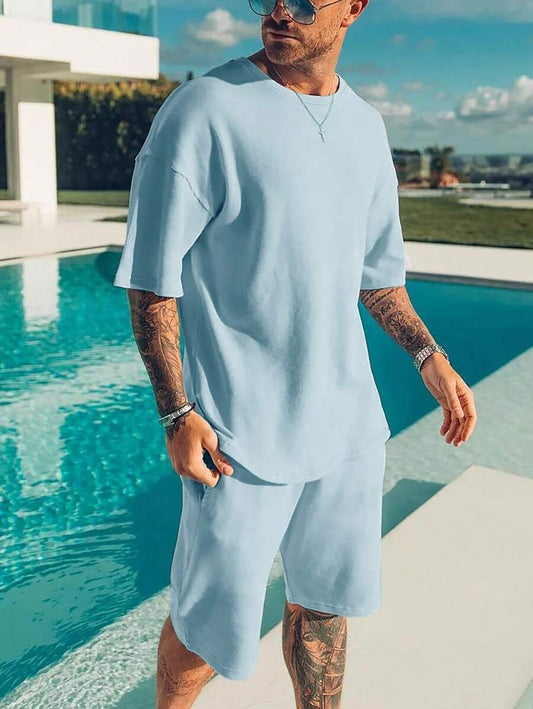 Manfinity Homme t-shirt and shorts set